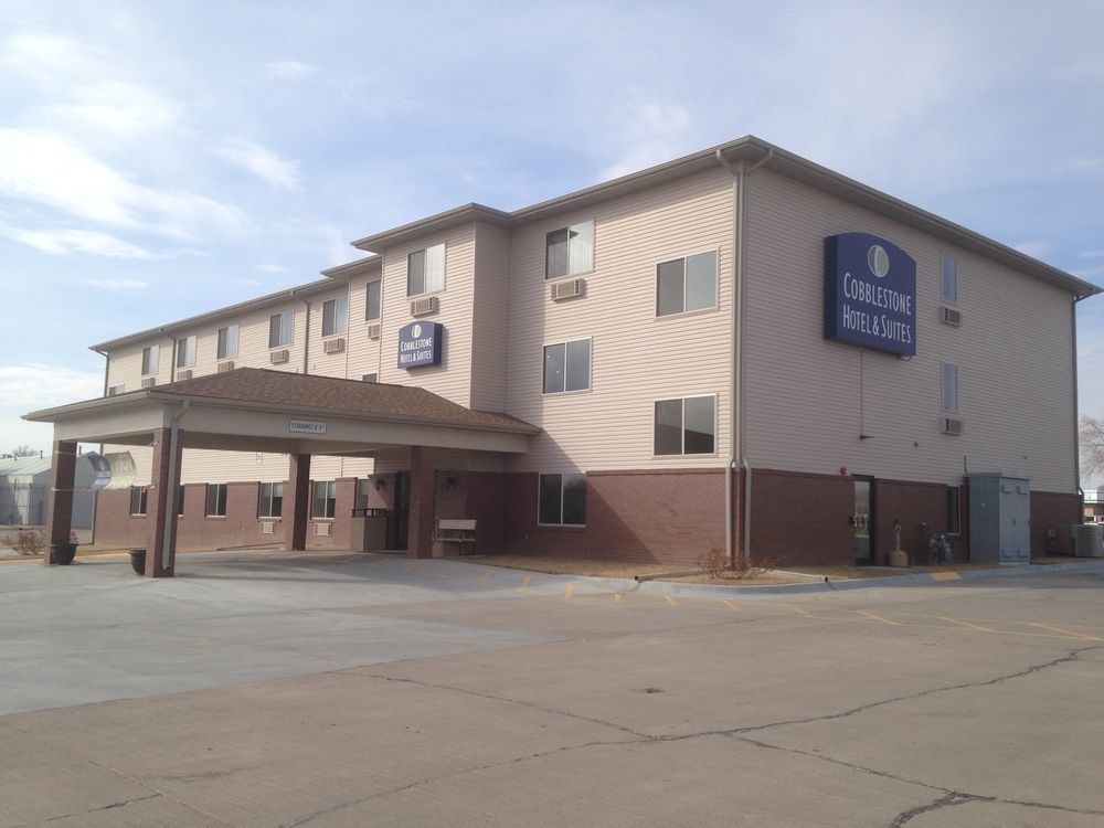 The Edgewood Hotel And Suites Fairbury Exterior foto
